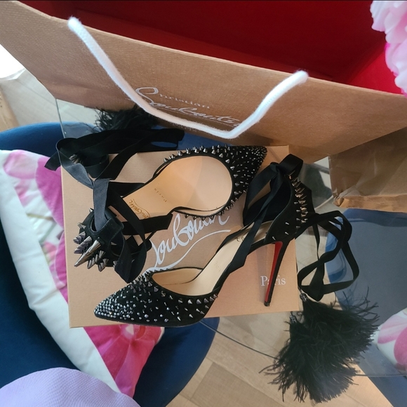 Louboutin Black Fairy Tie Up Ostrich Feather Pump Size 39.5 - Picture 8 of 9